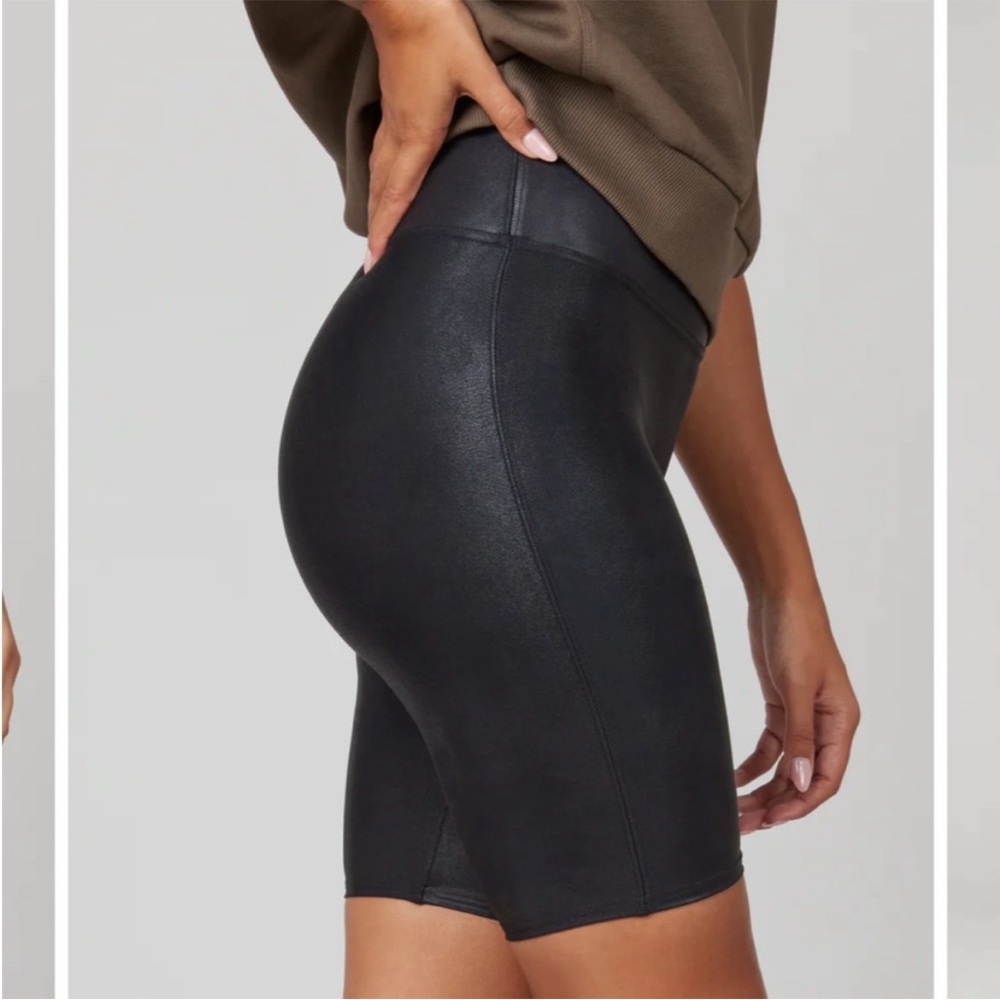 NWOT Spanx Black Faux Leather Bike Shorts 50173R Women's